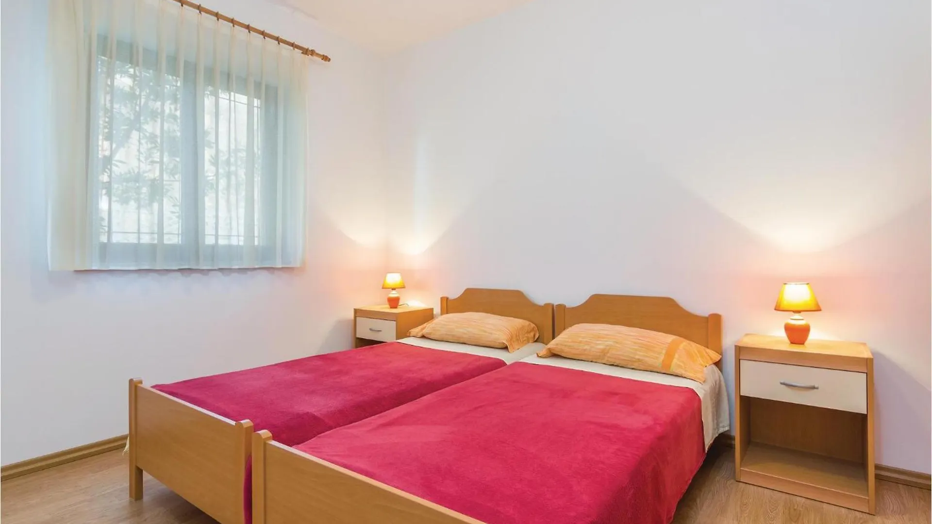 Beautiful Apartment In Porec With Kitchen